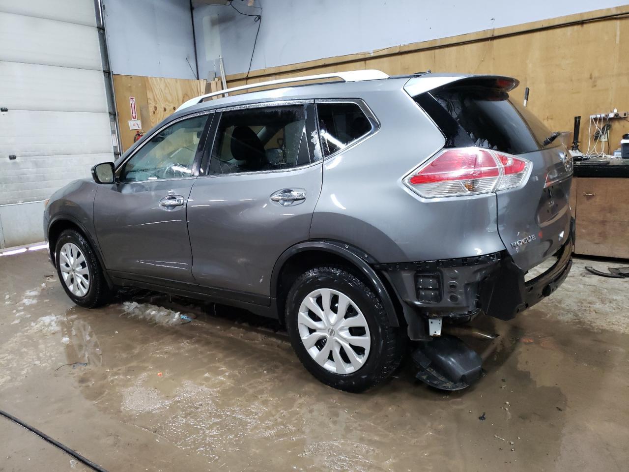 2016 NISSAN ROGUE S - Фото 2