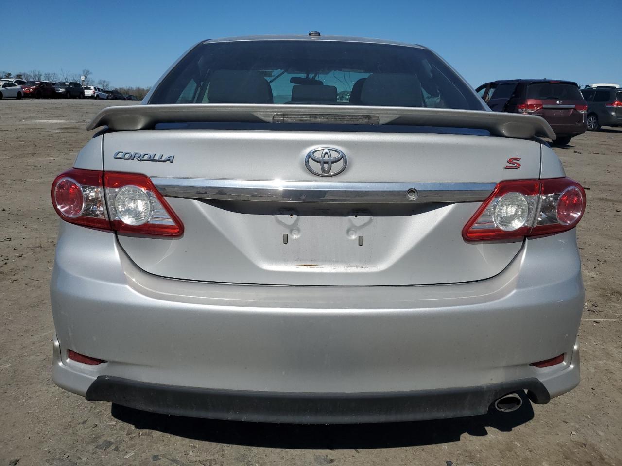2013 TOYOTA COROLLA BA - Image 6