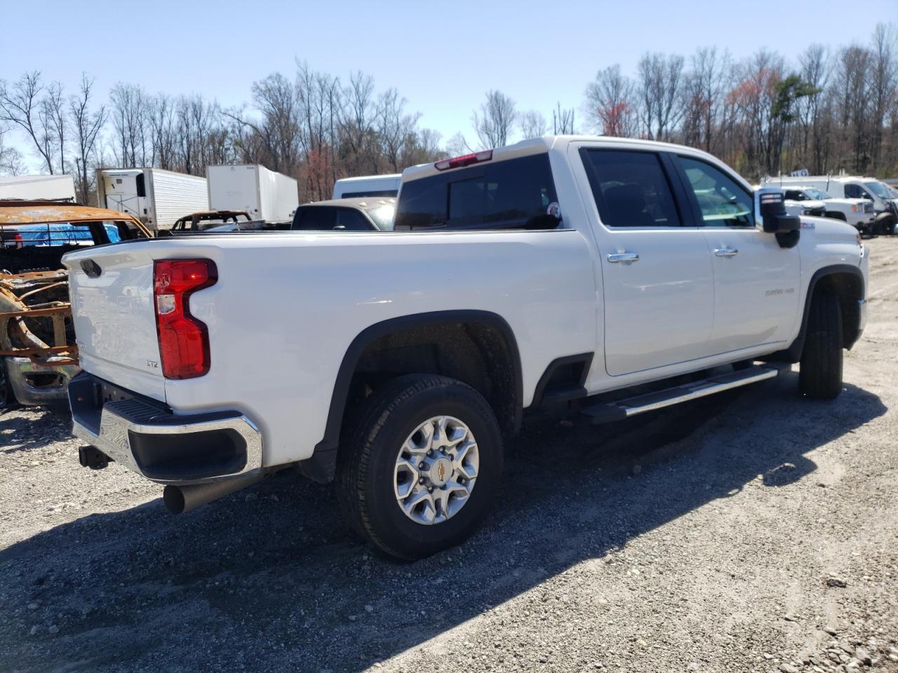 2024 CHEVROLET SILVERADO - Image 3