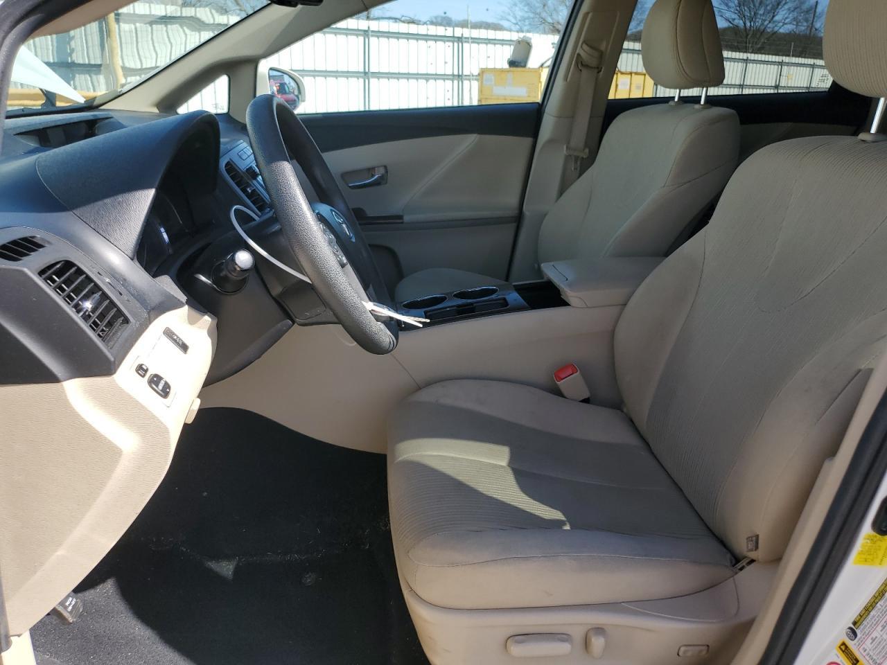 2013 TOYOTA VENZA LE - Фото 7