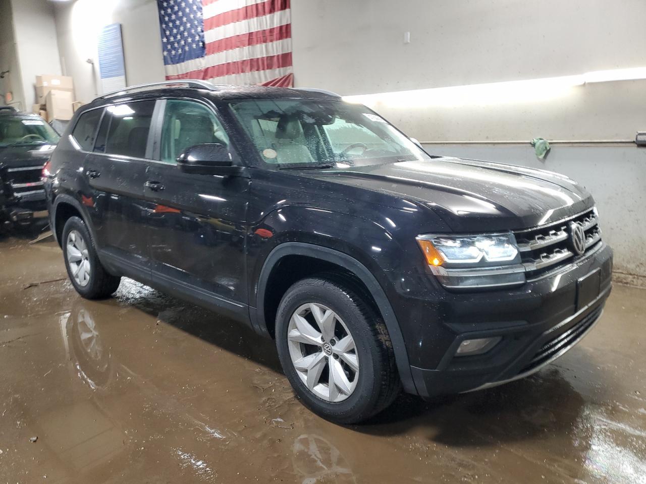 2018 VOLKSWAGEN ATLAS SE - Image 4