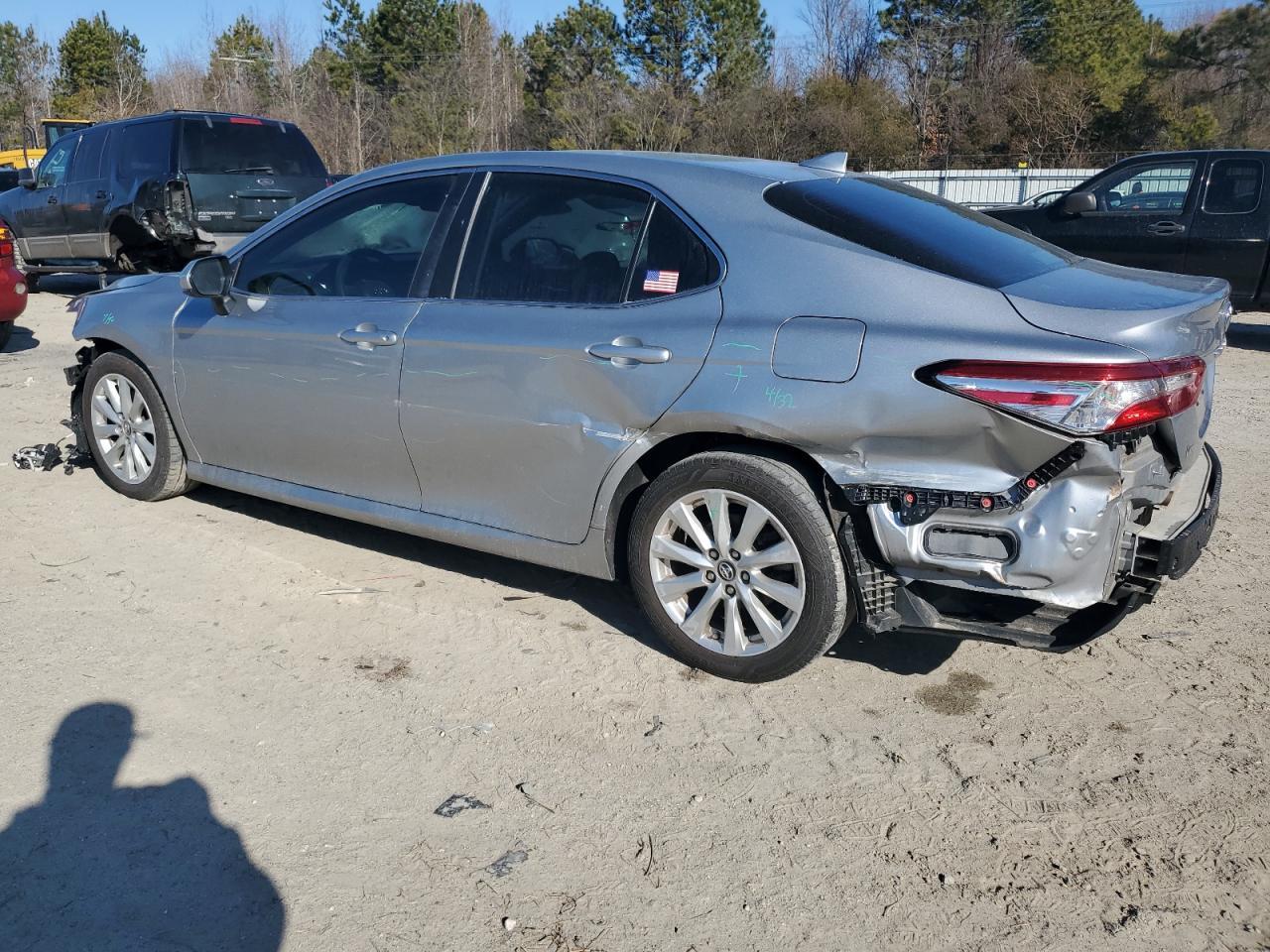 2019 TOYOTA CAMRY L - Фото 2