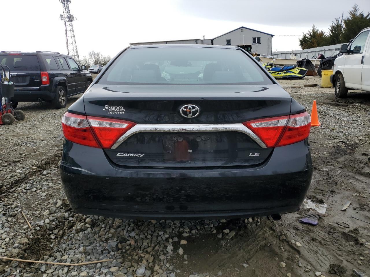 2016 TOYOTA CAMRY LE - Image 6