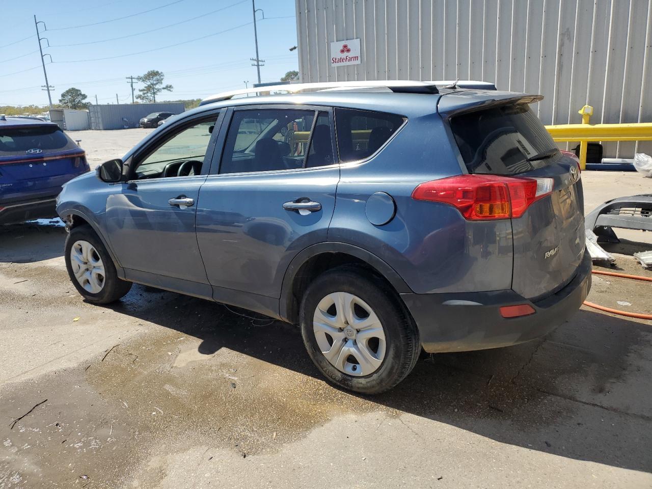 2014 TOYOTA RAV4 LE - Фото 2