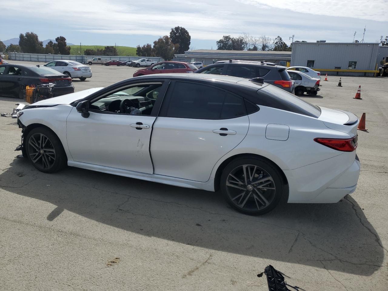 2025 TOYOTA CAMRY XSE - Image 2