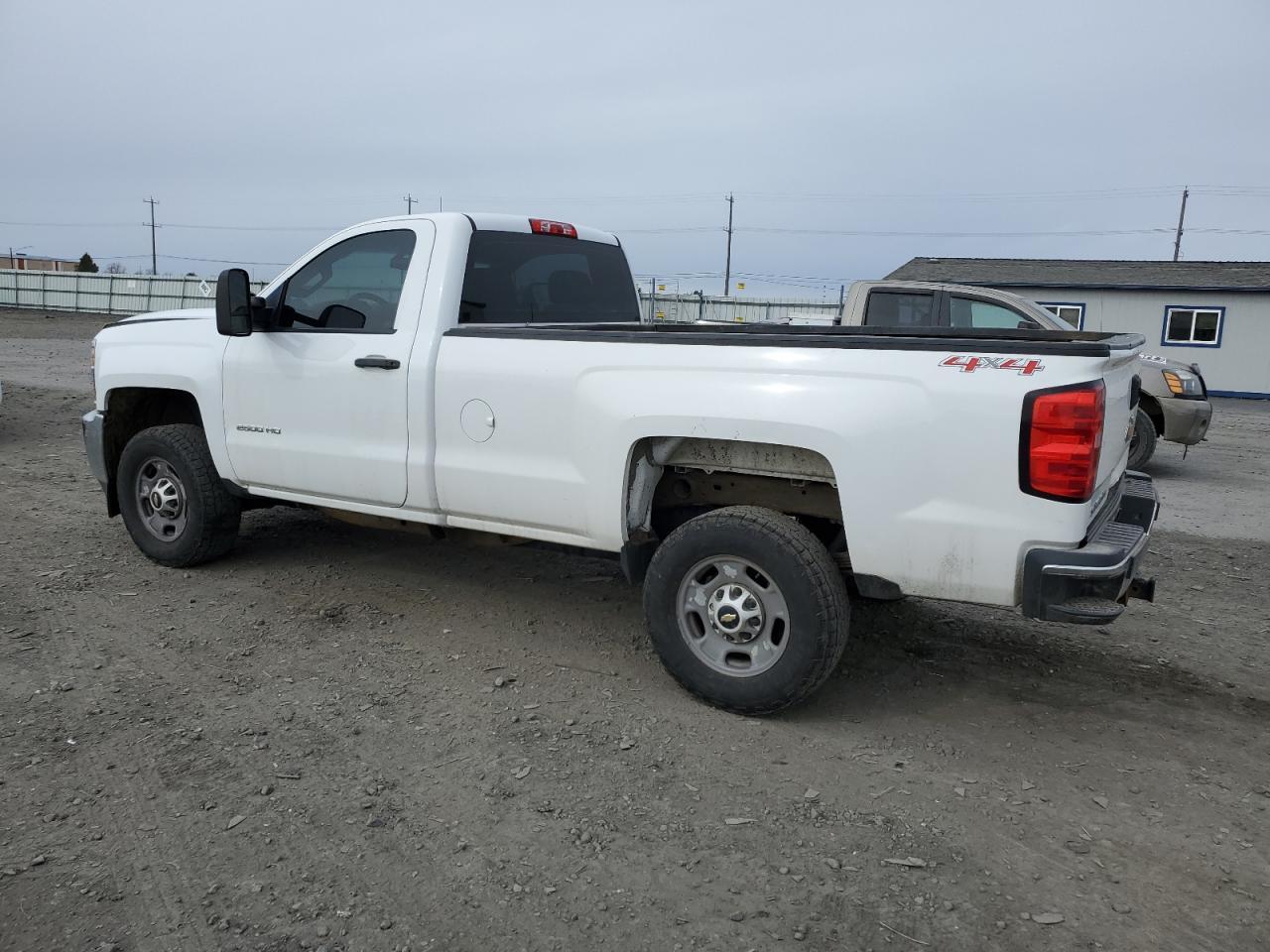 2015 CHEVROLET SILVERADO - Image 2