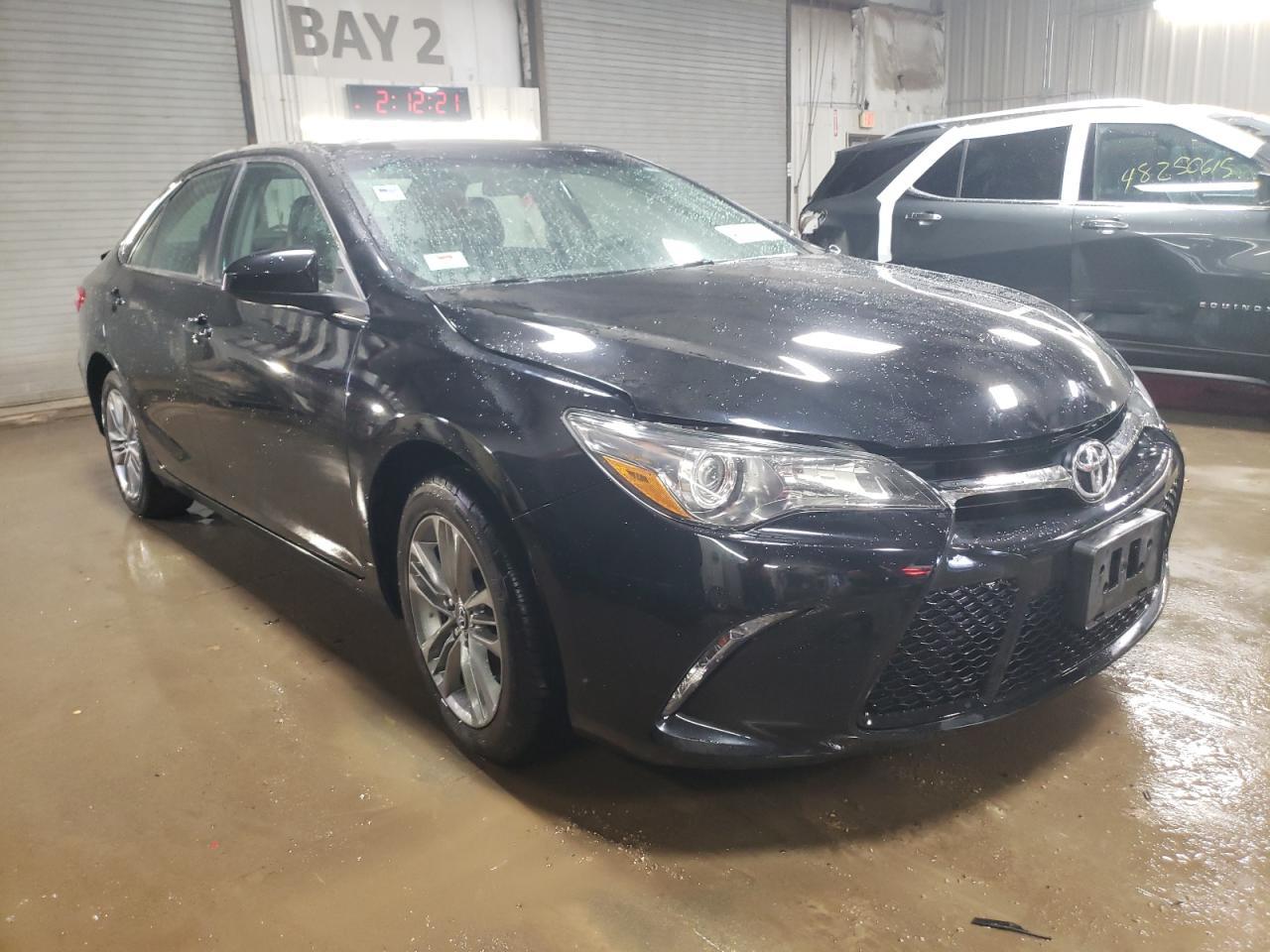 2017 TOYOTA CAMRY LE - Фото 4