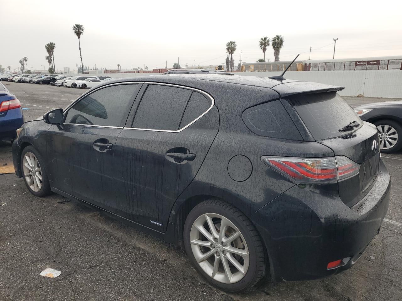 2013 LEXUS CT 200 - Фото 2