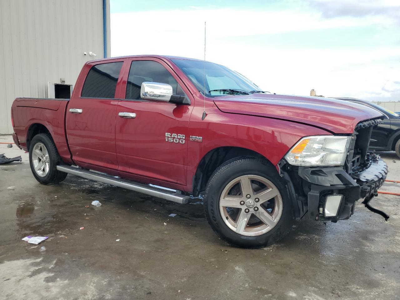 2014 RAM 1500 ST - Фото 4