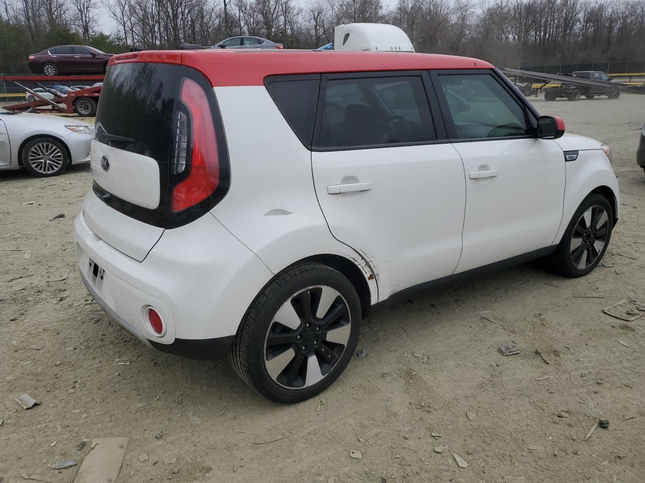 2017 KIA SOUL + - Фото 3