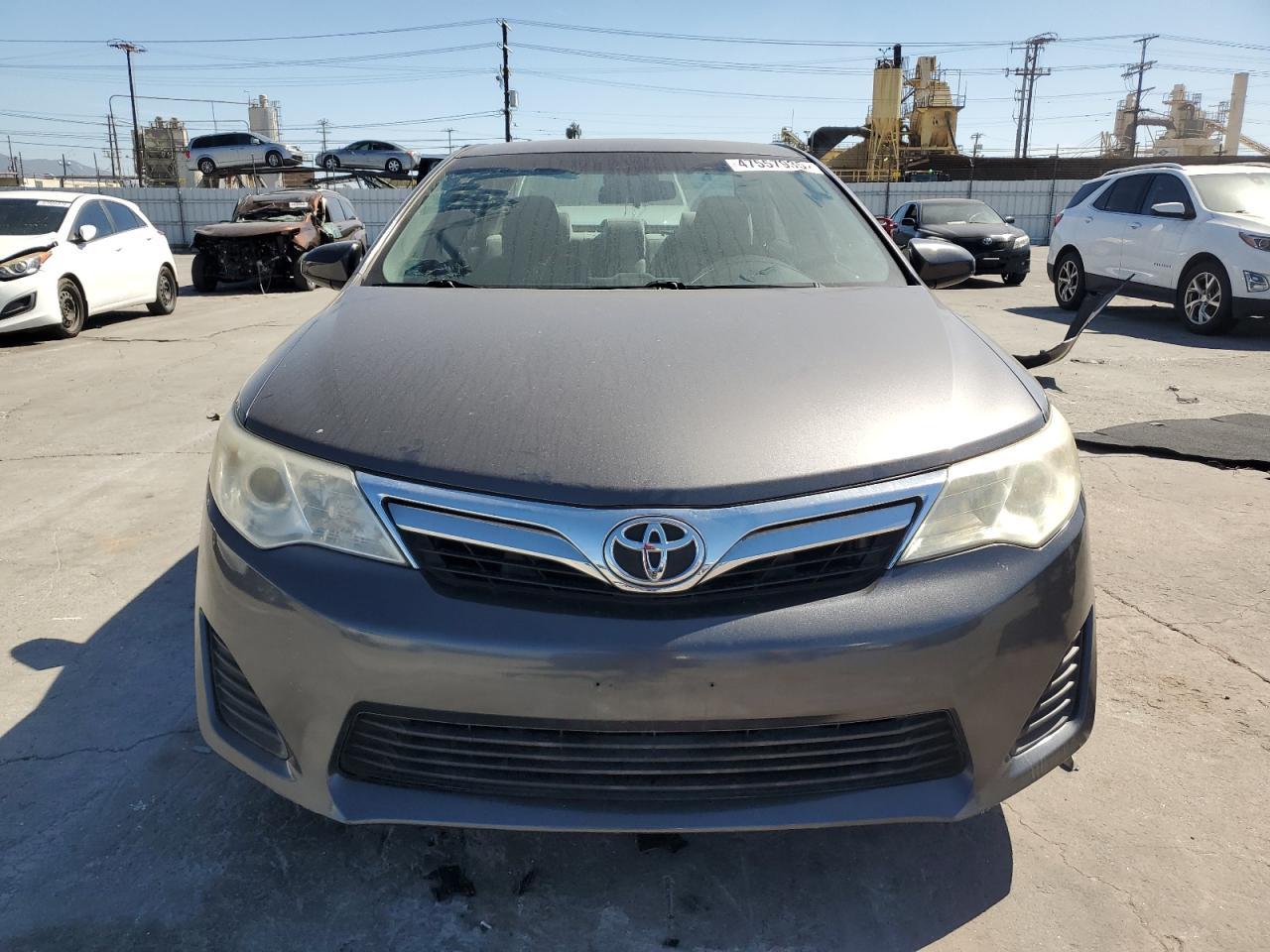 2014 TOYOTA CAMRY L - Image 5