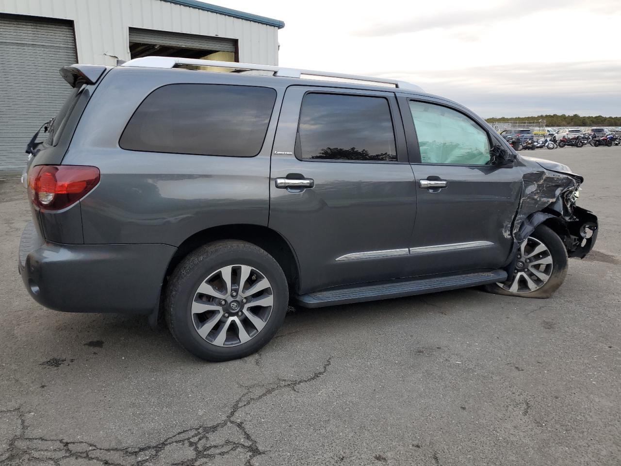 2020 TOYOTA SEQUOIA LI - Image 3