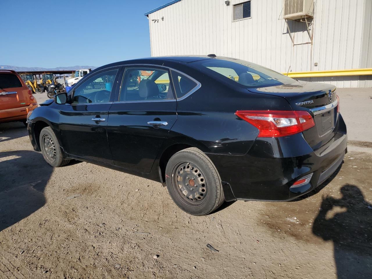 2016 NISSAN SENTRA S - Фото 2
