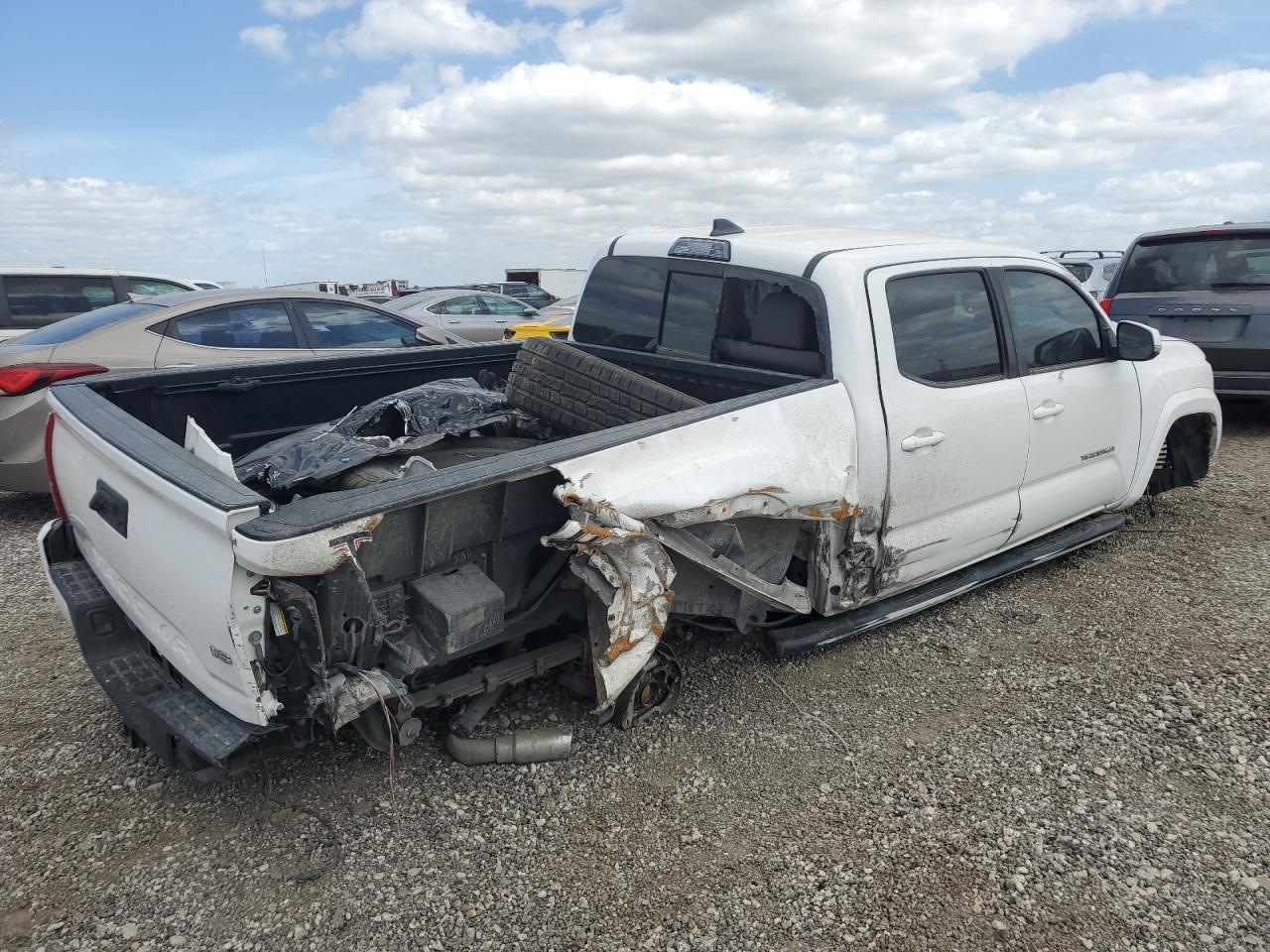 2019 TOYOTA TACOMA DOU - Image 3