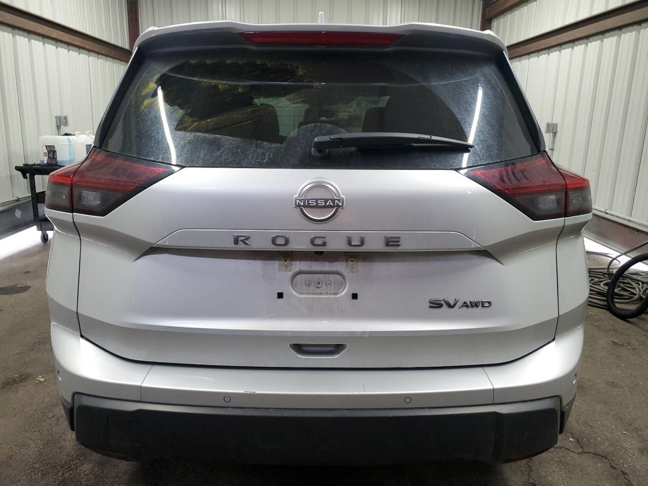 2024 NISSAN ROGUE SV - Image 6