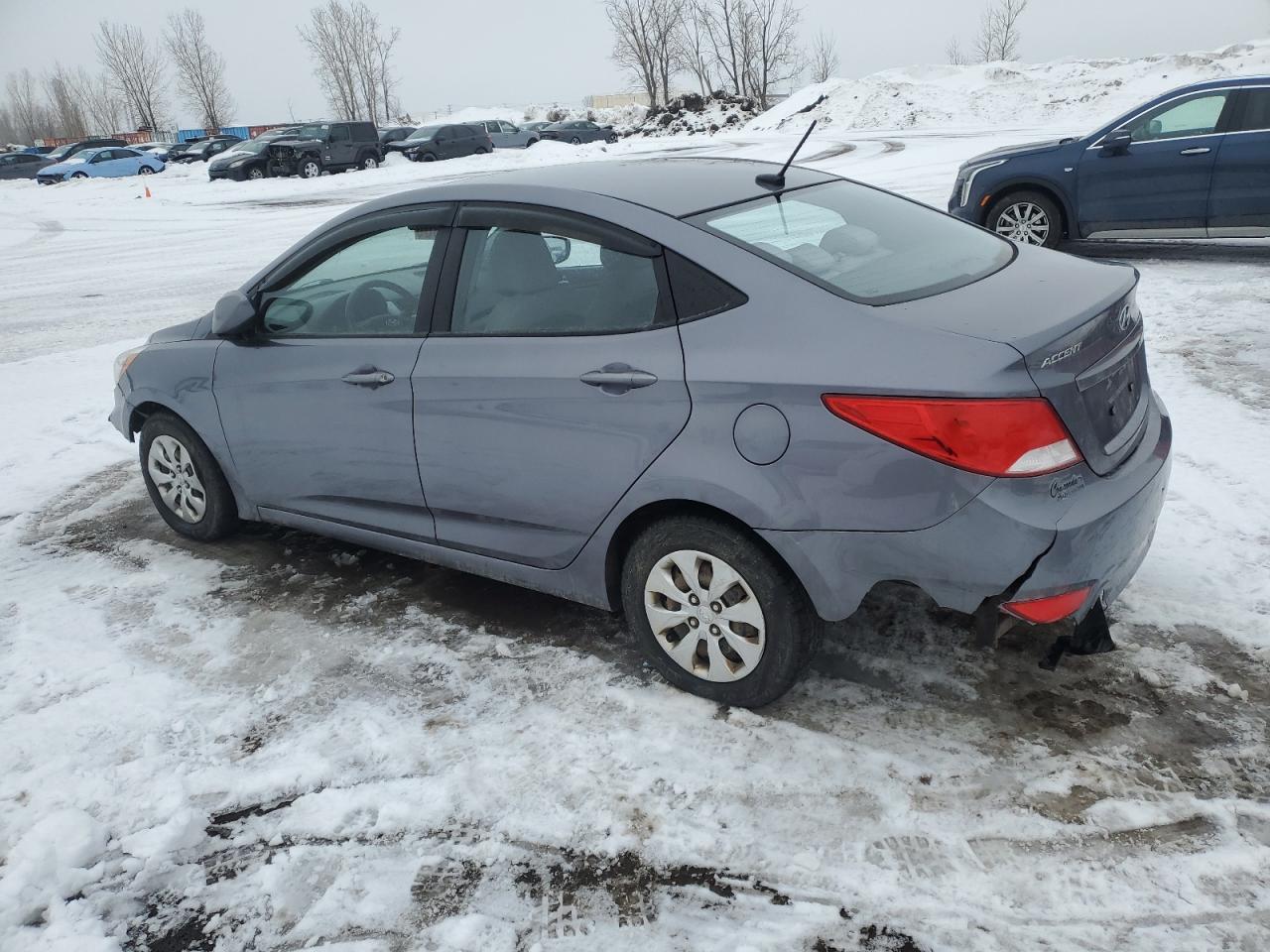 2016 HYUNDAI ACCENT SE - Фото 2