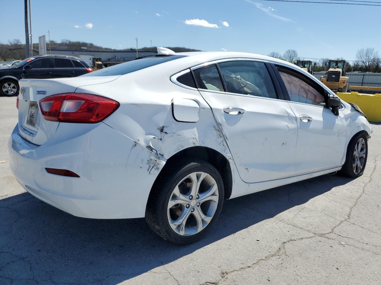2017 CHEVROLET CRUZE PREM - Фото 3