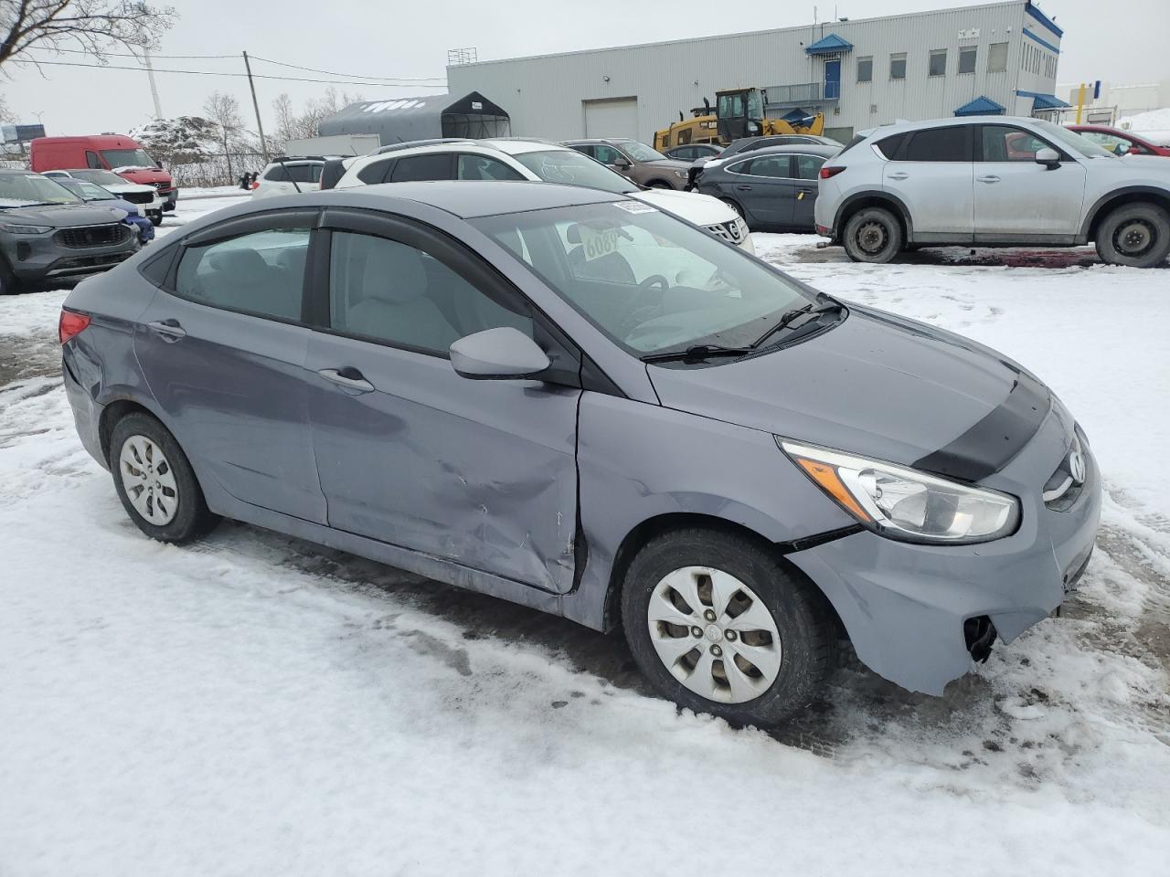 2016 HYUNDAI ACCENT SE - Фото 4
