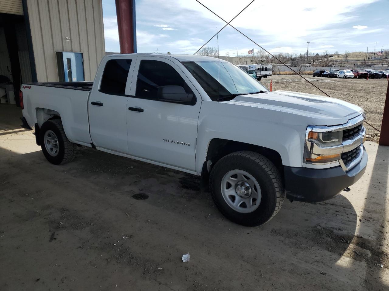 2018 CHEVROLET SILVERADO - Image 4