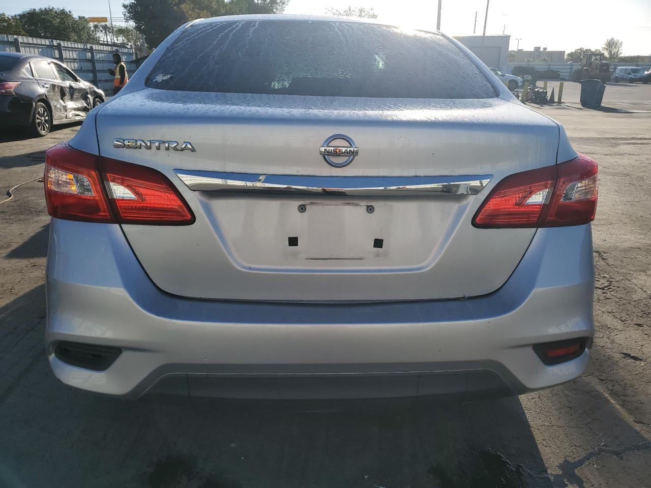 2017 NISSAN SENTRA S - Image 6