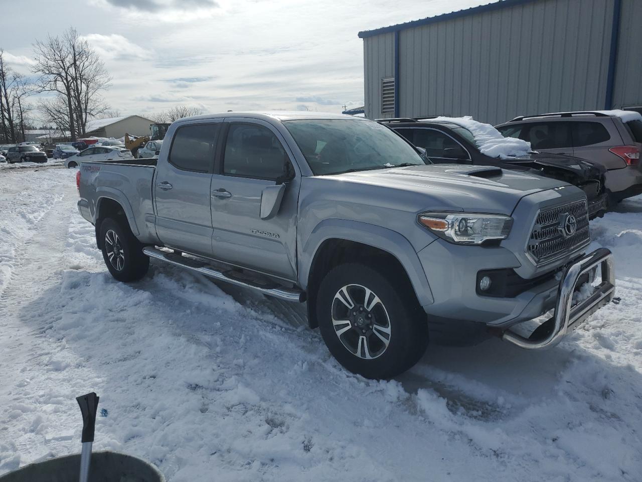 2016 TOYOTA TACOMA DOU - Фото 4
