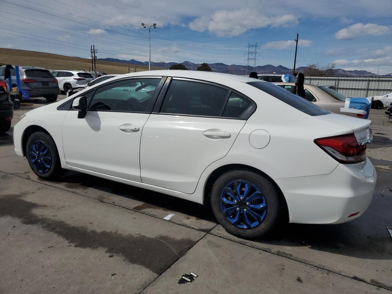 2013 HONDA CIVIC LX - Фото 2