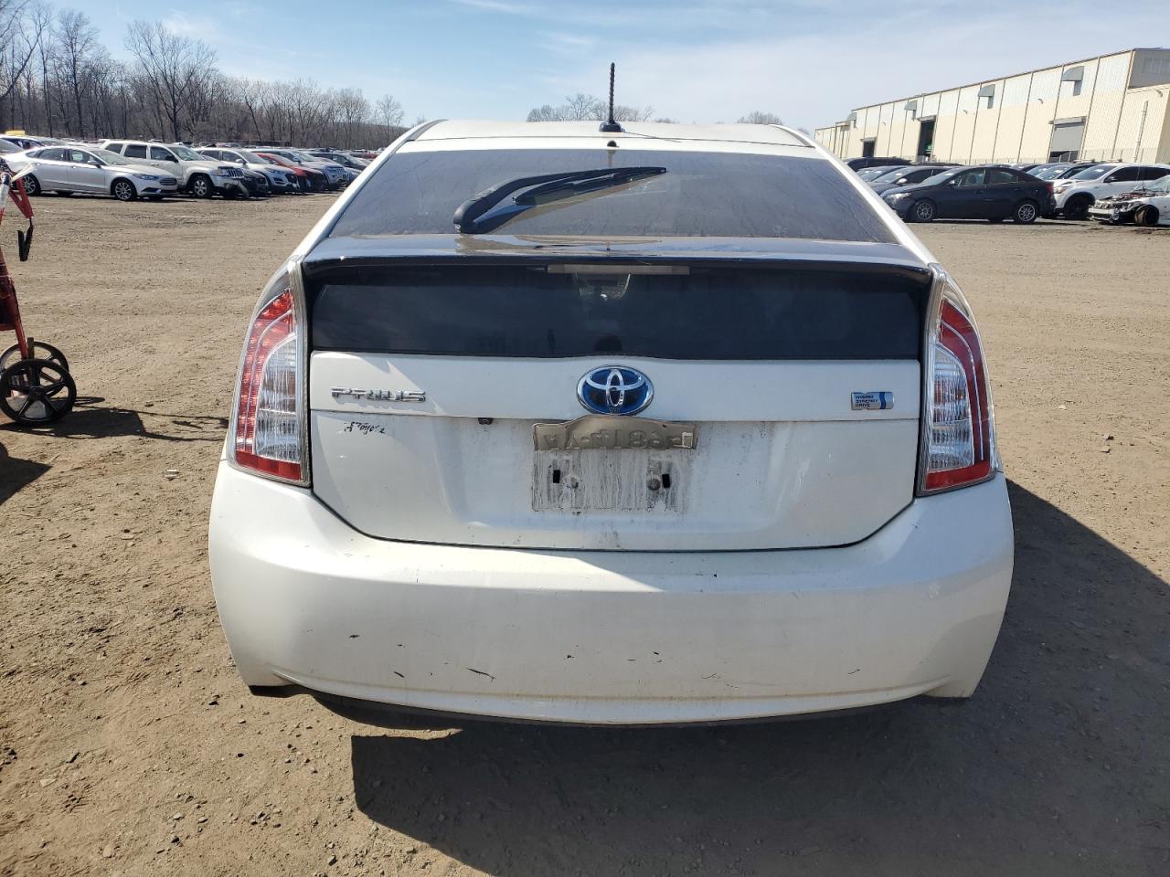 2015 TOYOTA PRIUS - Фото 6