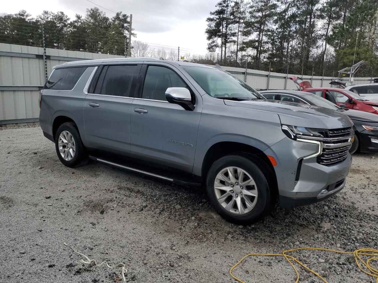 2023 CHEVROLET SUBURBAN C - Фото 4