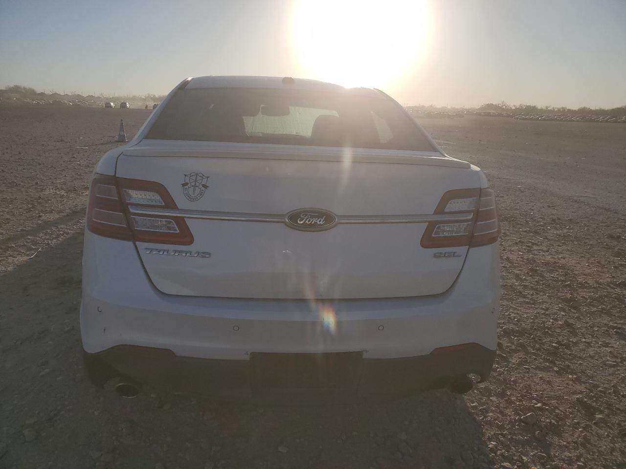 2013 FORD TAURUS SEL - Фото 6