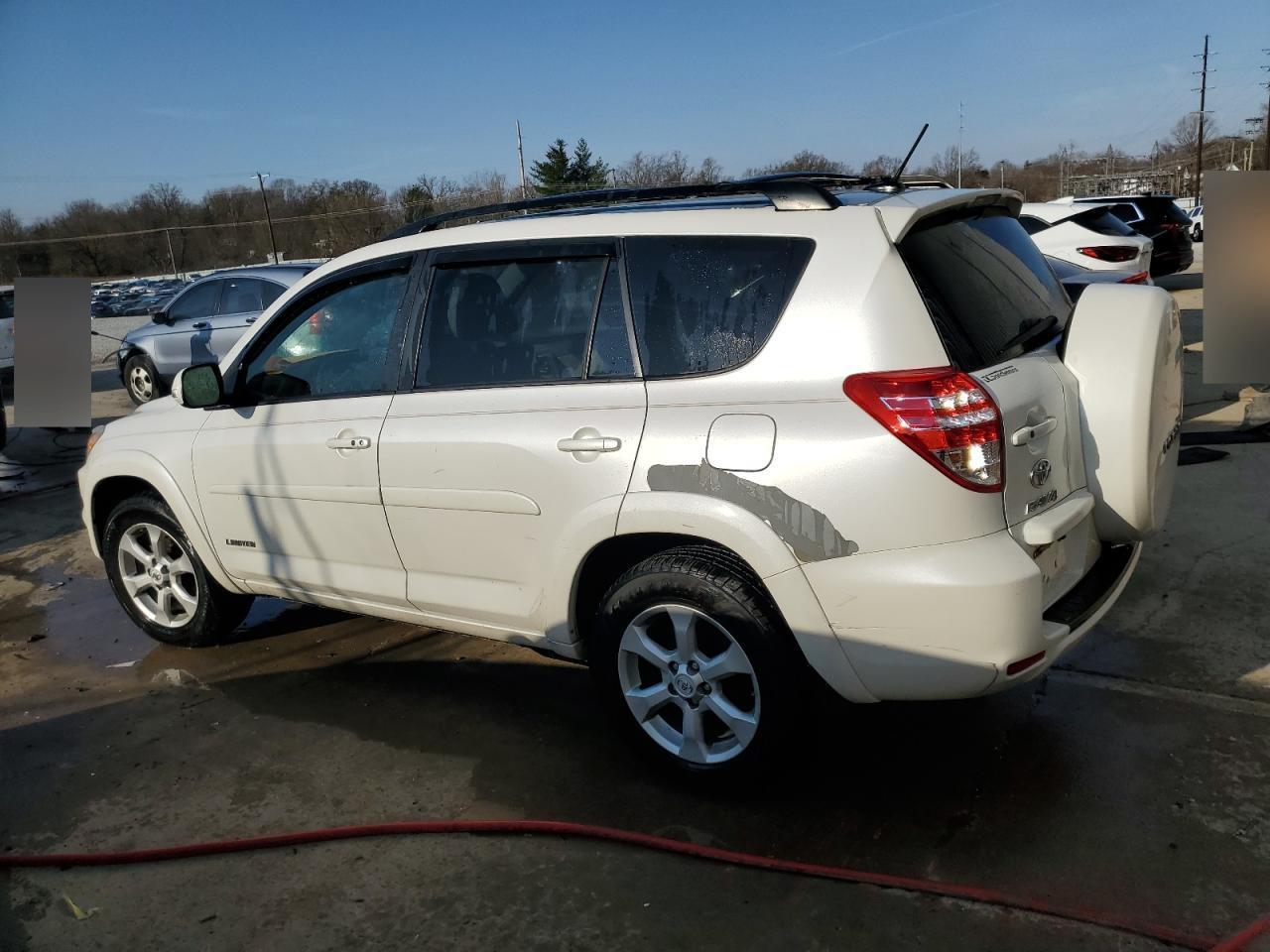 2011 TOYOTA RAV4 LIMIT - Фото 2
