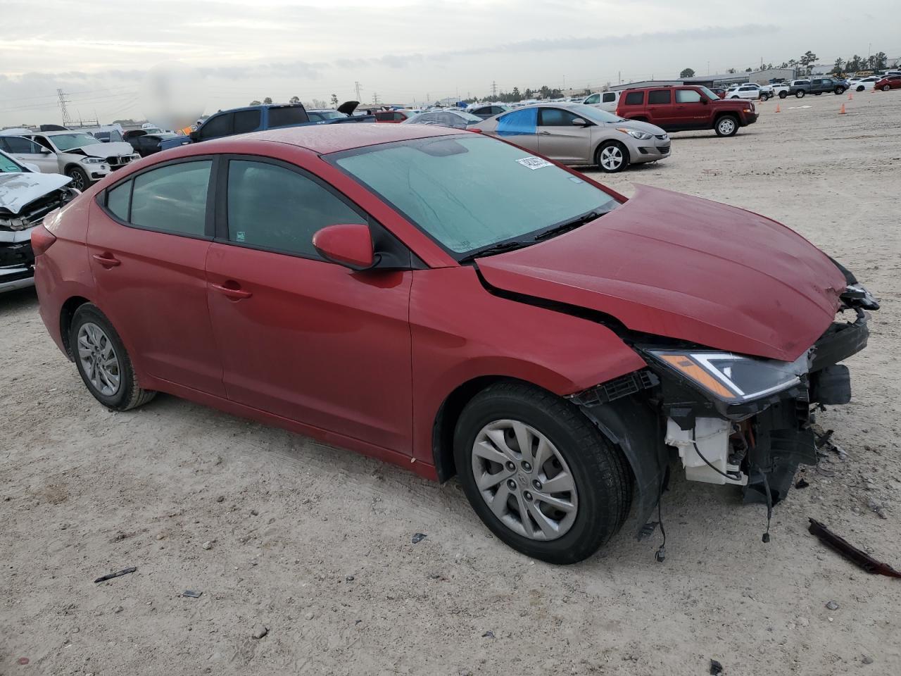 2019 HYUNDAI ELANTRA SE - Image 4