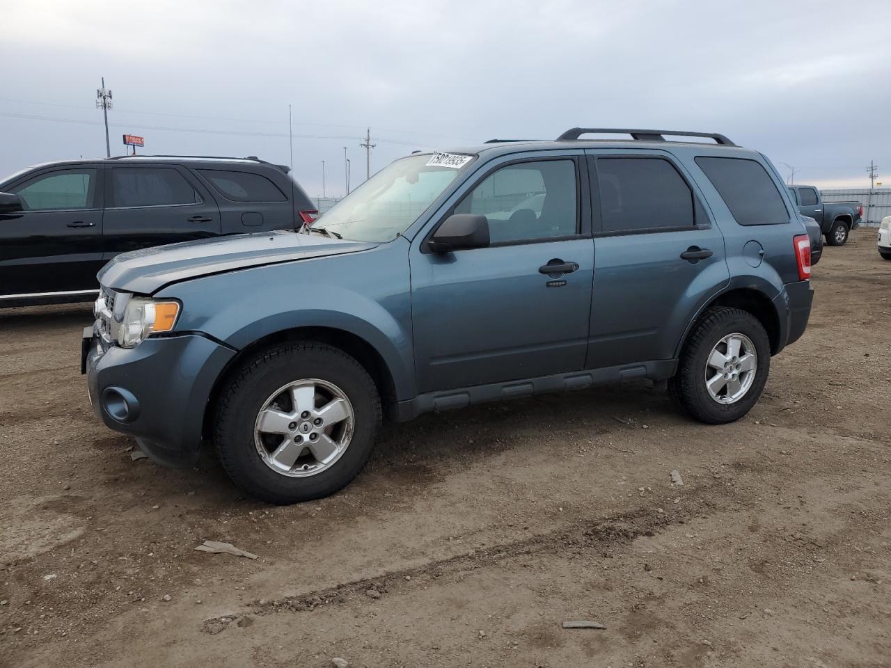 2010 FORD ESCAPE XLT