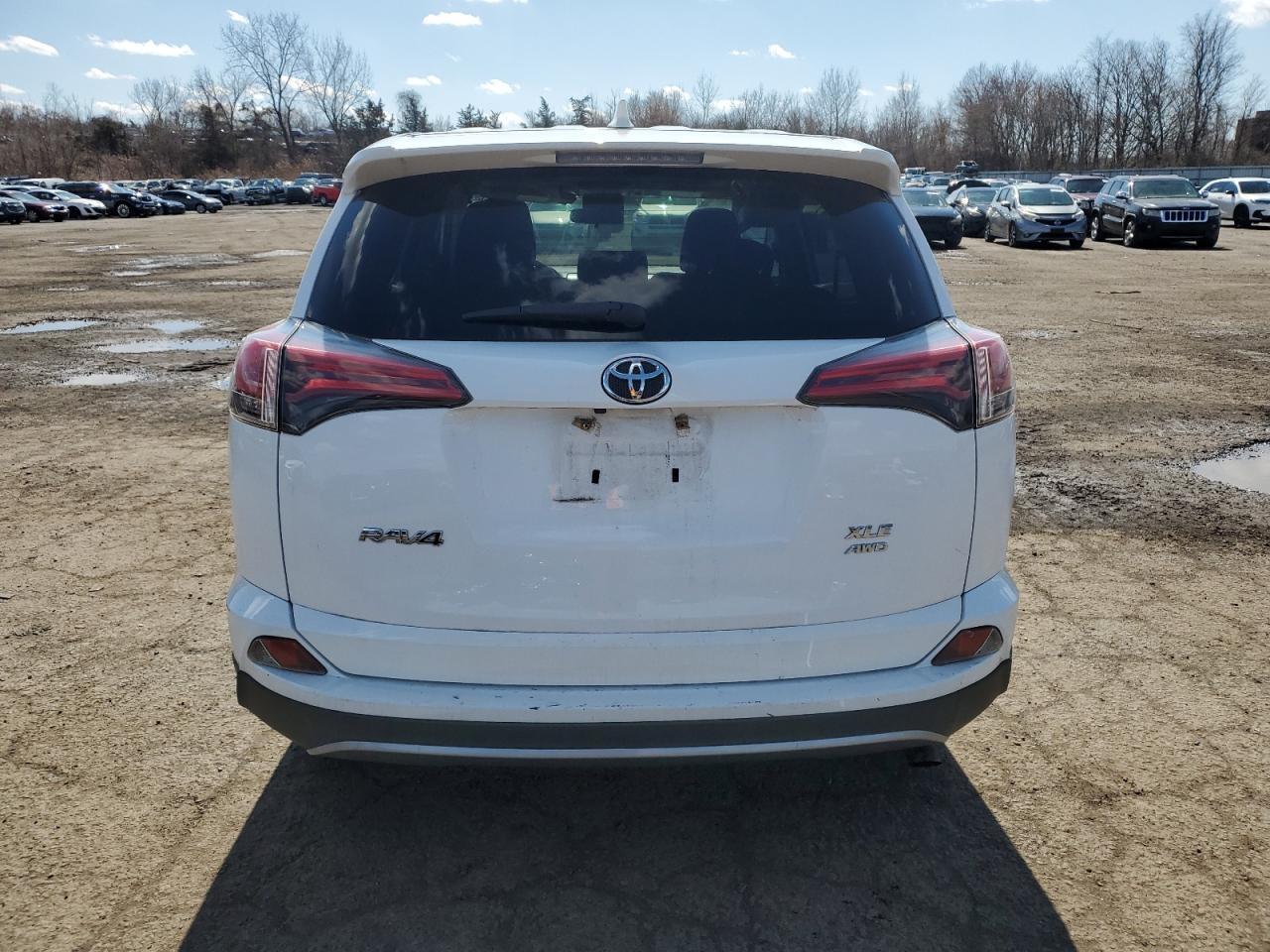 2018 TOYOTA RAV4 ADVEN - Image 6