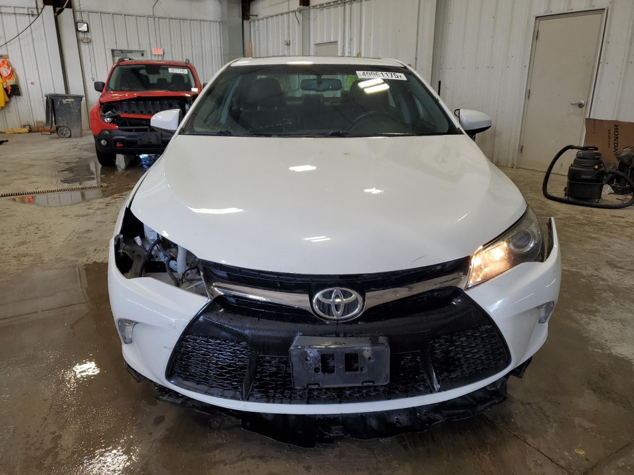 2015 TOYOTA CAMRY LE - Image 5