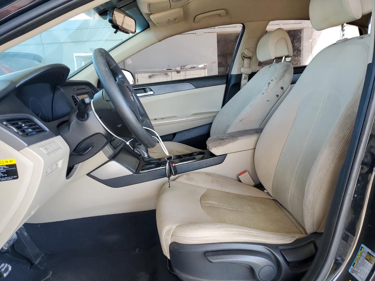 2017 HYUNDAI SONATA SE - Image 7