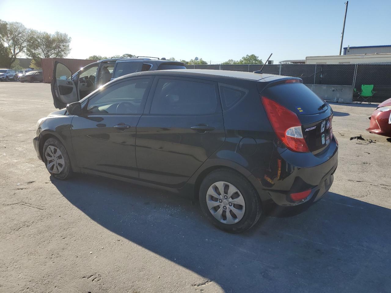 2017 HYUNDAI ACCENT SE - Image 2