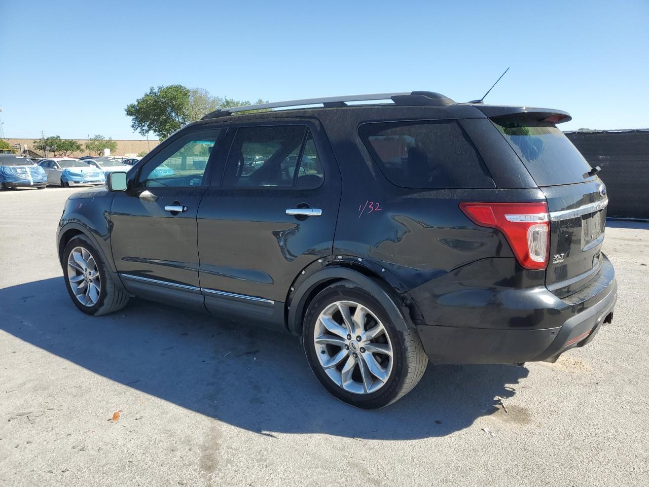 2013 FORD EXPLORER X - Фото 2