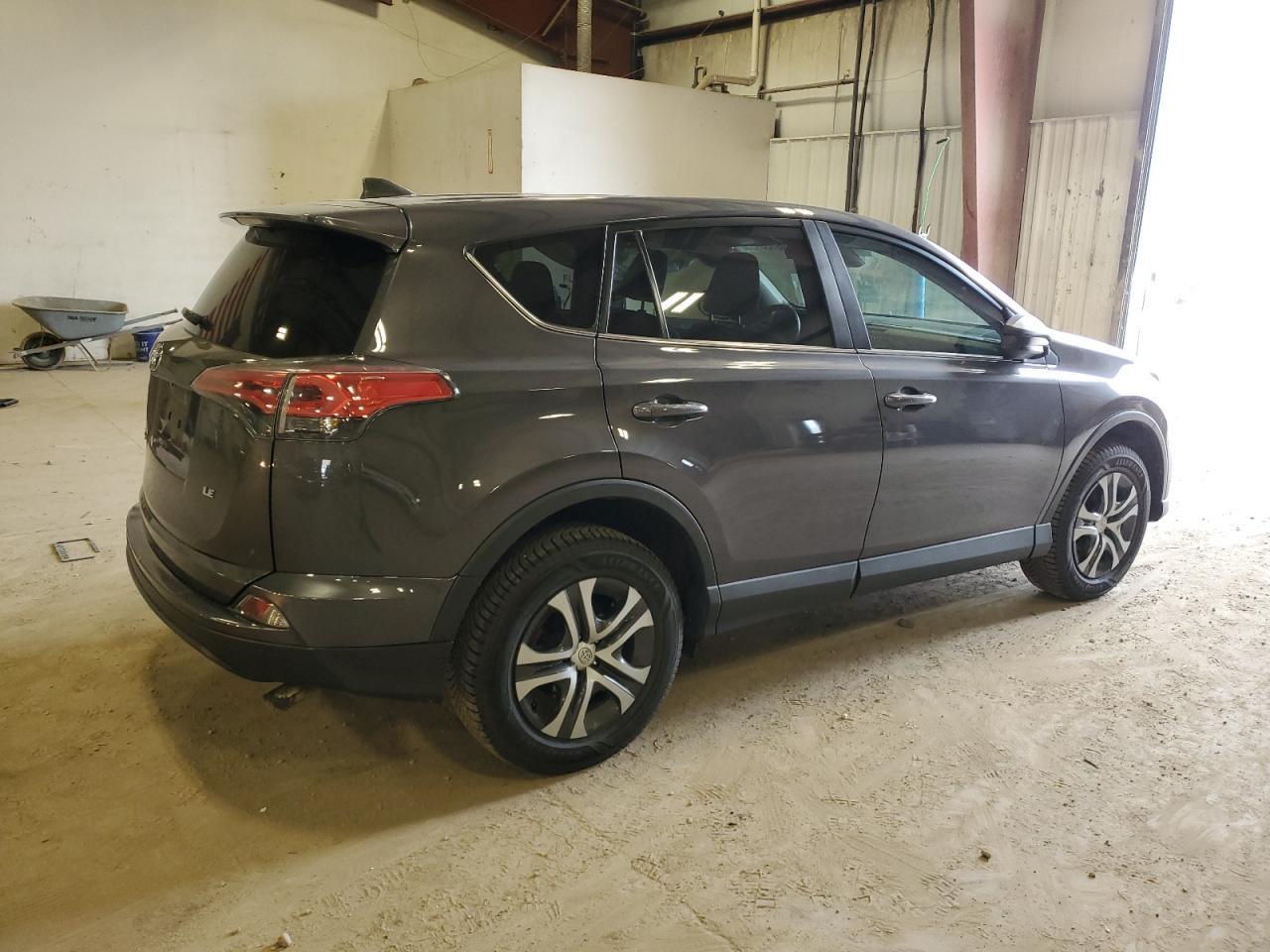 2018 TOYOTA RAV4 LE - Image 3