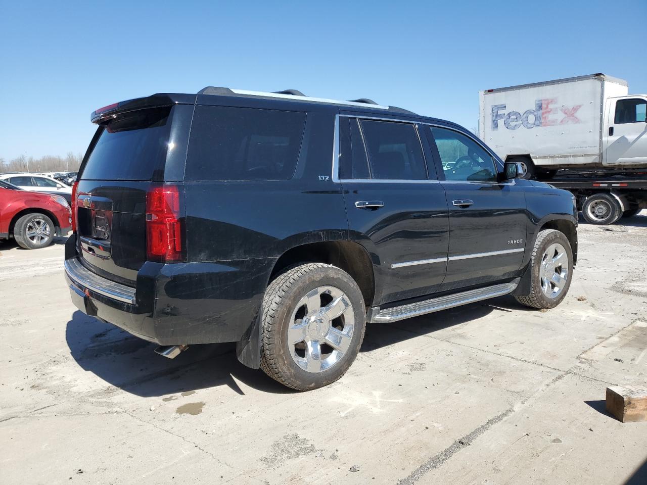 2015 CHEVROLET TAHOE K150 - Фото 3