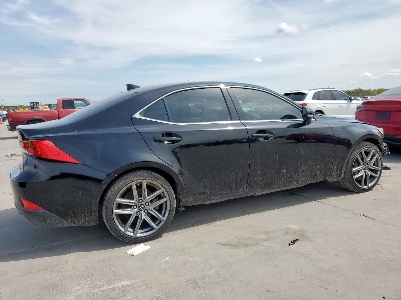 2017 LEXUS IS 200T - Image 3