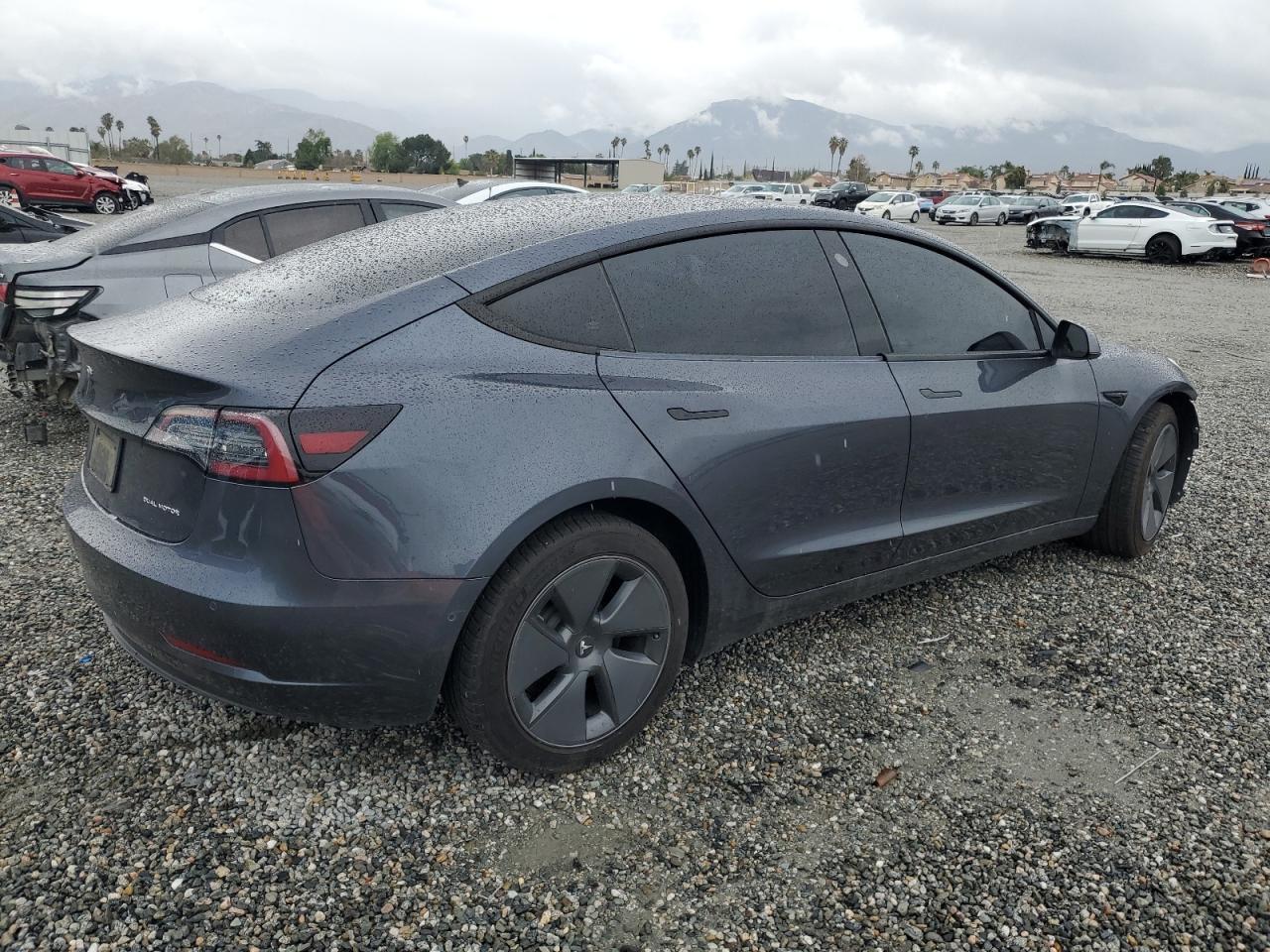 2022 TESLA MODEL 3 - Фото 3