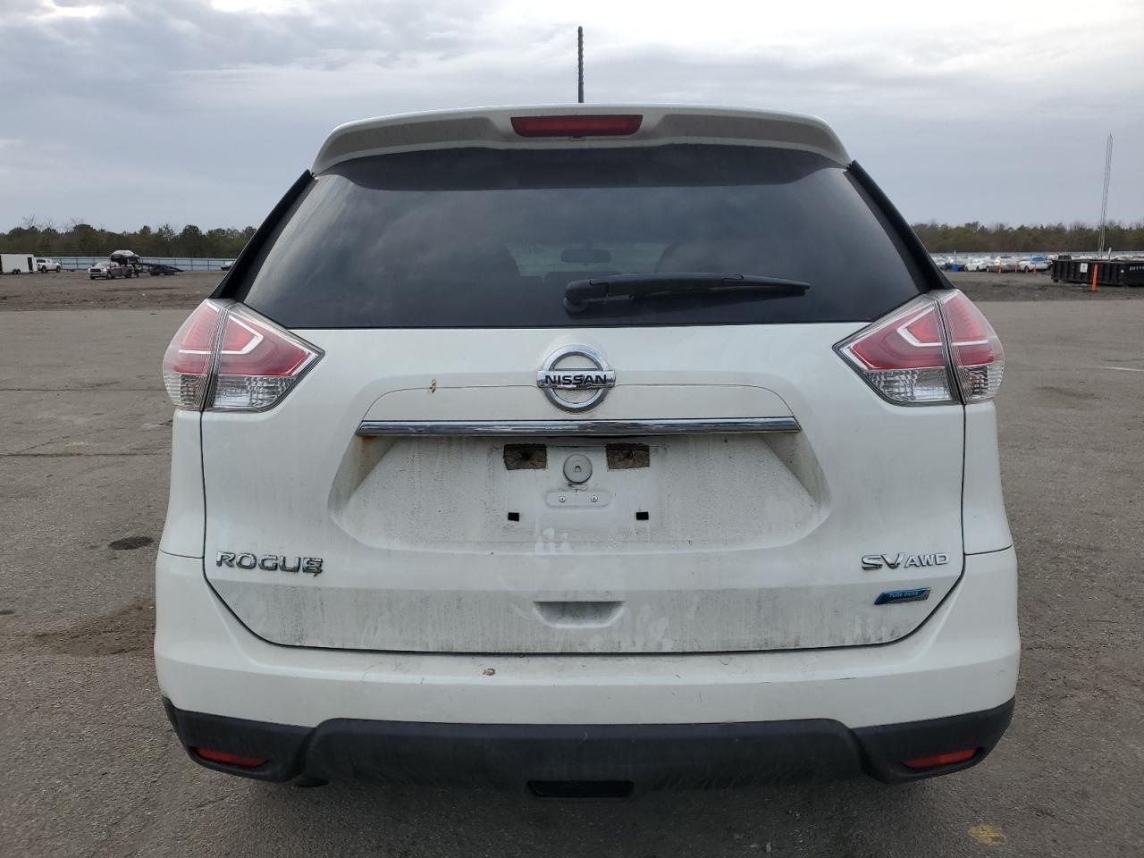 2014 NISSAN ROGUE S - Image 6