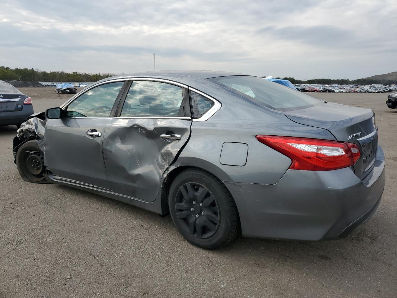 2017 NISSAN ALTIMA 2.5 - Фото 2