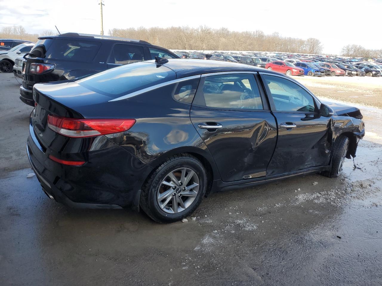 2019 KIA OPTIMA LX - Фото 3
