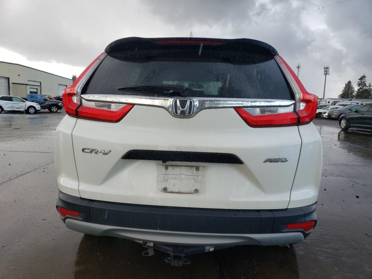 2017 HONDA CR-V LX - Image 6