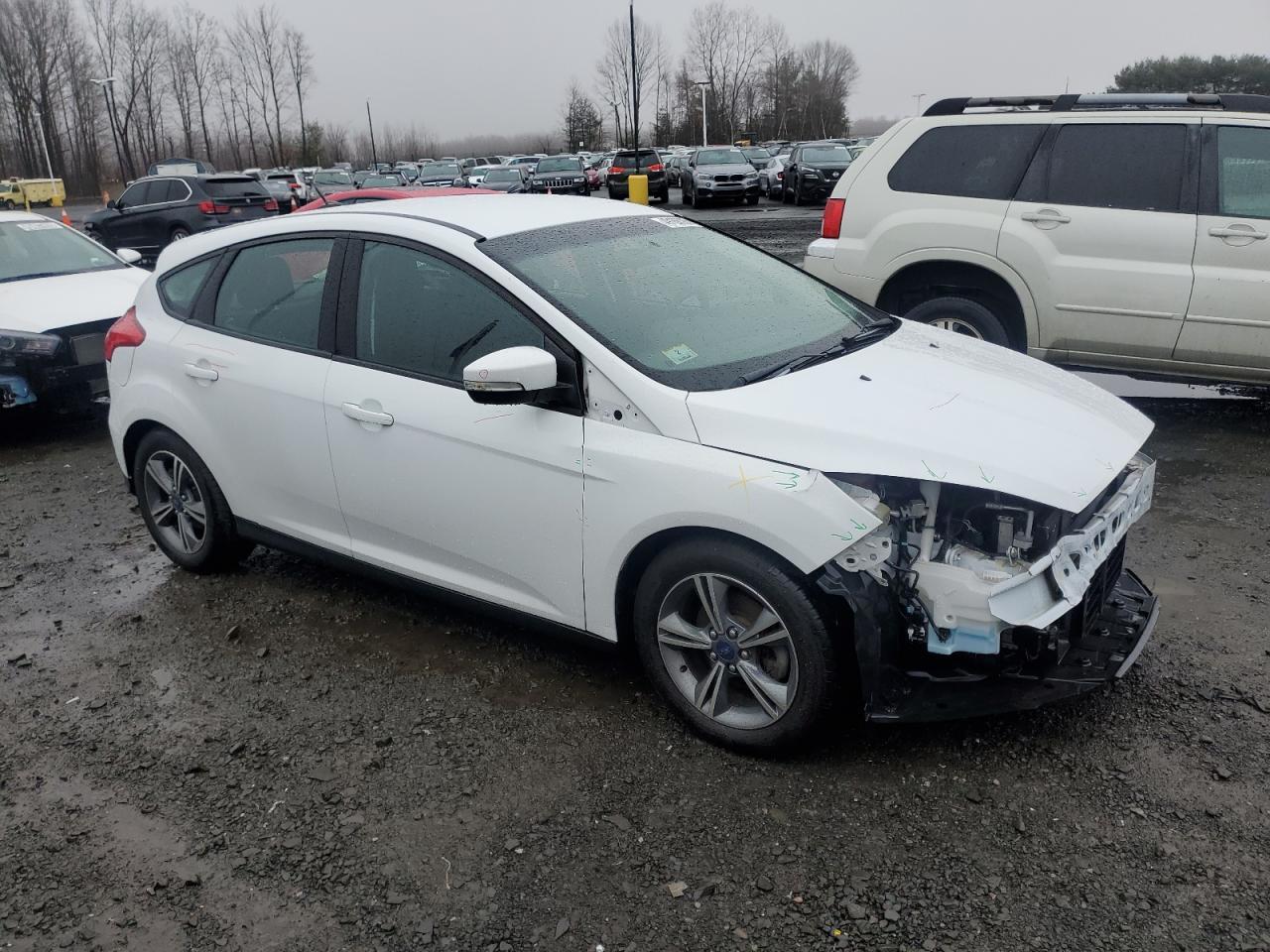 2016 FORD FOCUS SE - Фото 4