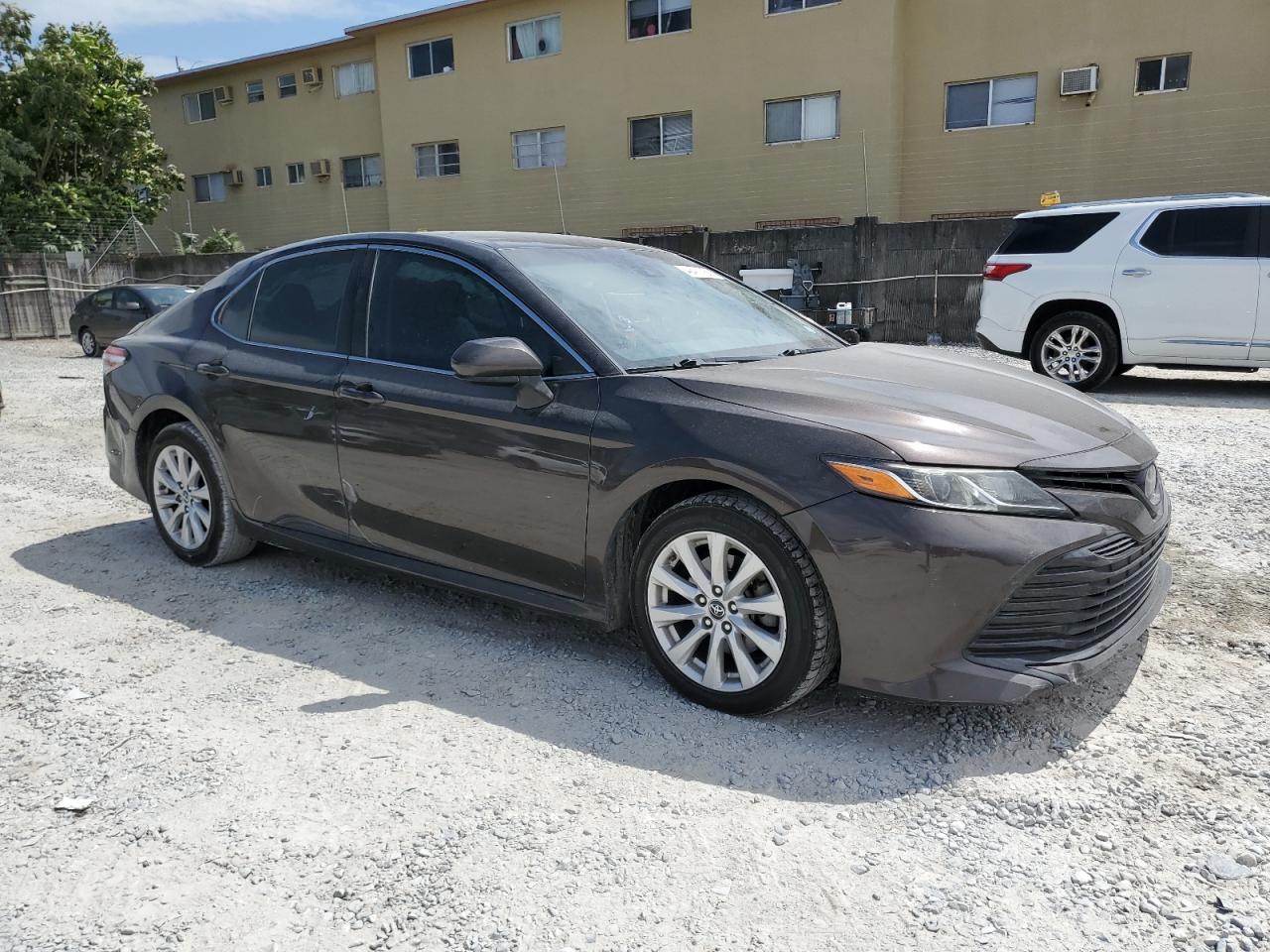 2019 TOYOTA CAMRY L - Image 4