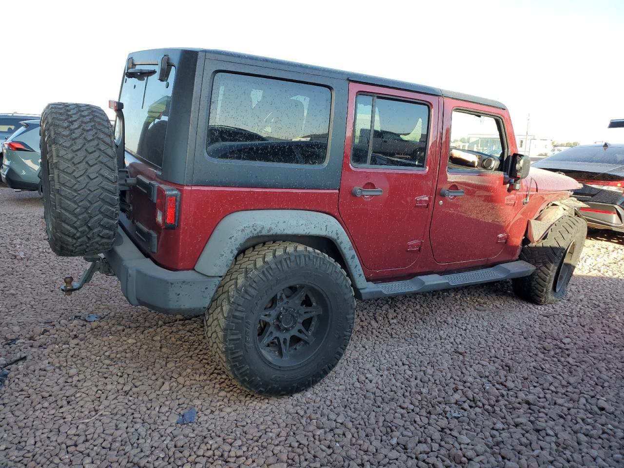 2012 JEEP WRANGLER U - Image 3