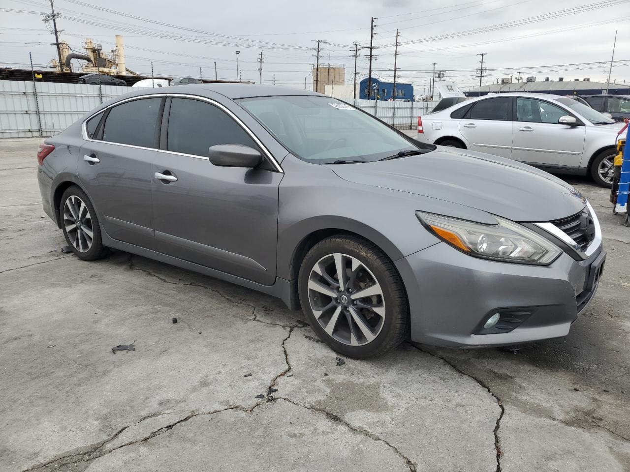 2017 NISSAN ALTIMA 2.5 - Фото 4
