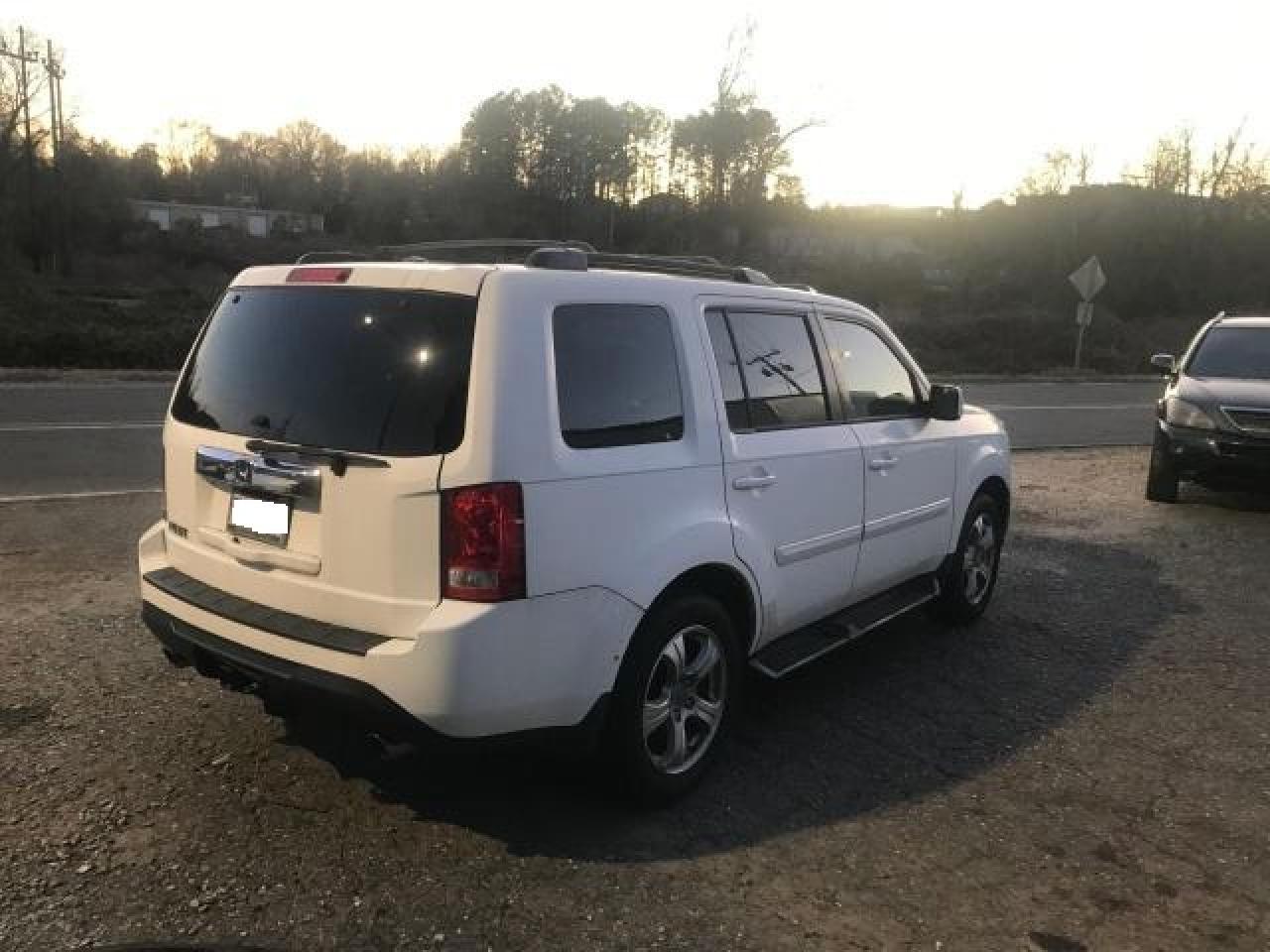 2012 HONDA PILOT EXL - Image 4